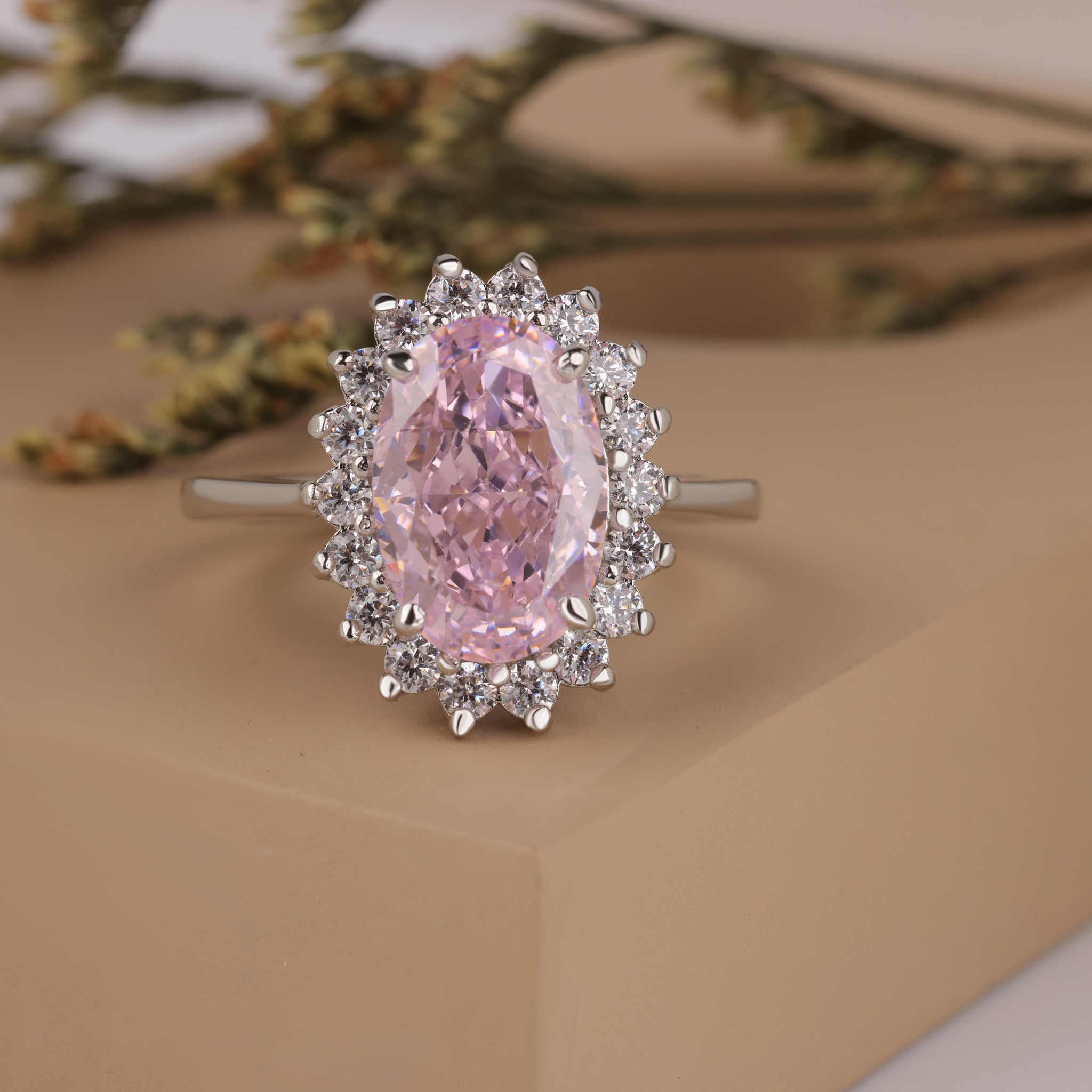 Natural Firing Pink Diamond Engagement Ring